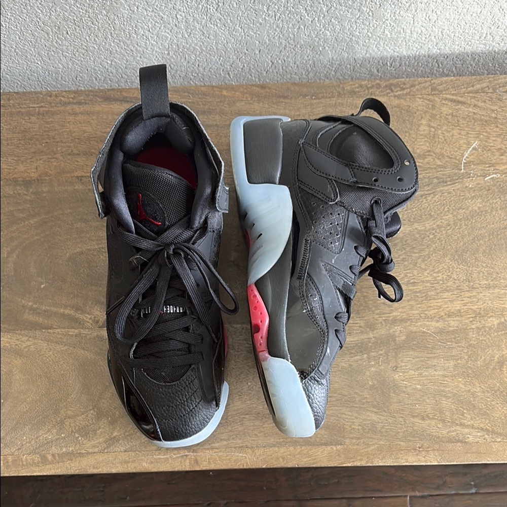 Men's Jordan Jumpman Two Trey